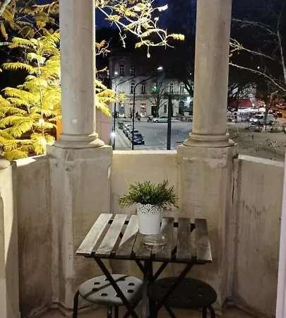 Ww & אכסניה קוימברה