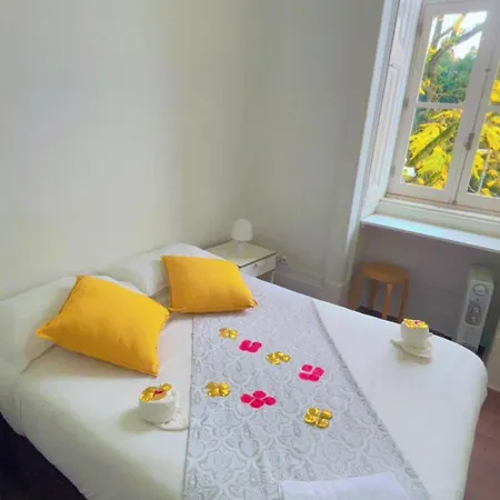 Ww & Hostel Coimbra