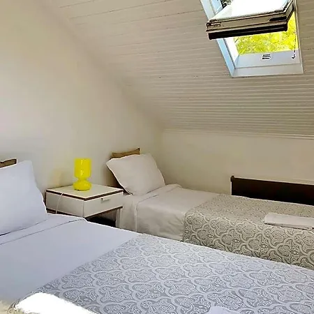 Ww & Hostel Coimbra
