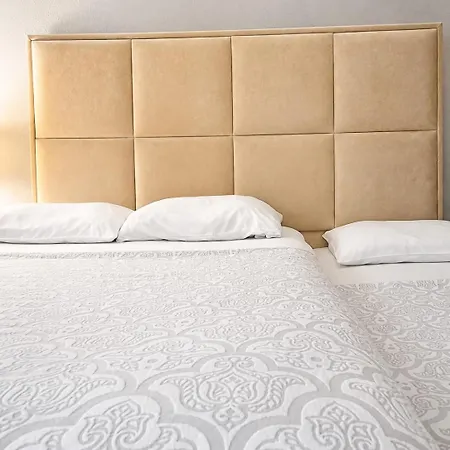 Ww & Hostel Coimbra